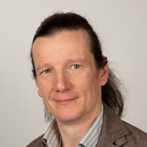 Prof. Dr. Stefan Bürger (Julius-Maximilians-Universität Würzburg)